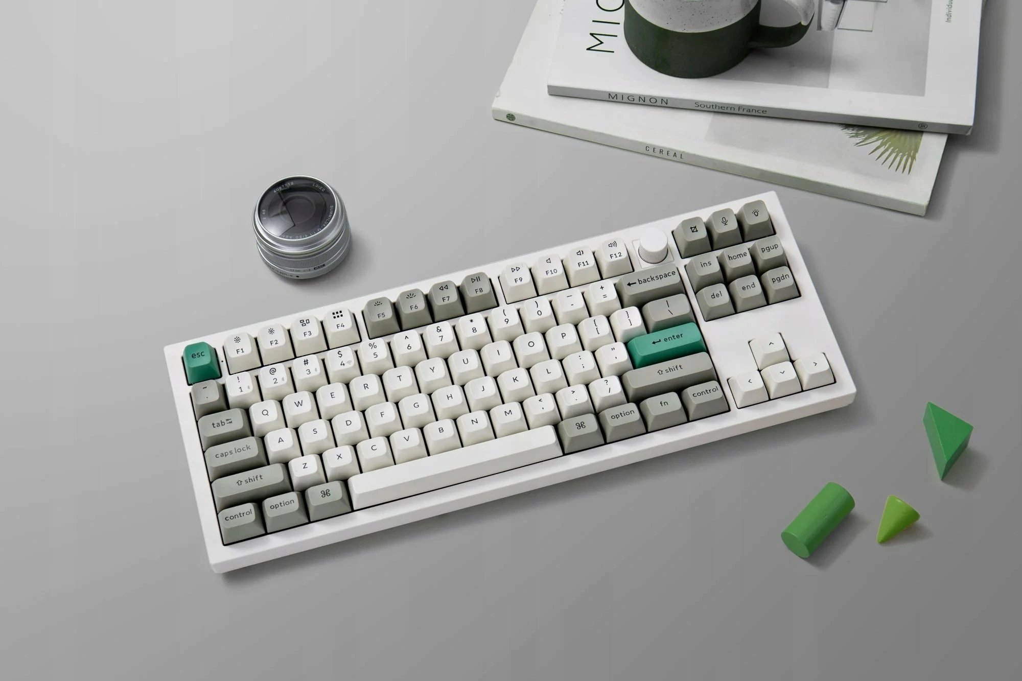 Tastierë mekanike Keychron Q3 Max QMK/VIA (Q3M-P4), Gateron Jupiter Yellow, TKL 80%, RGB, USB/Bluetooth/2.4GHz, e bardhë