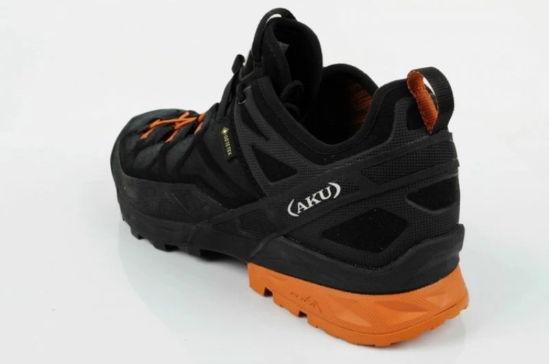 Atlete trekking për meshkuj Aku, të zeza