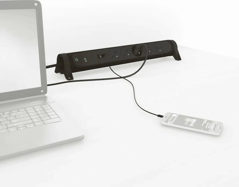 Zgjatues Legrand 049429, 5 prizë, 2 USB (USB-A/USB-C), 1.5m, i zi