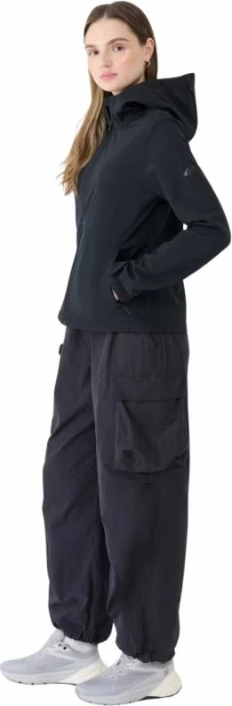 Jakne për femra 4F, e zezë