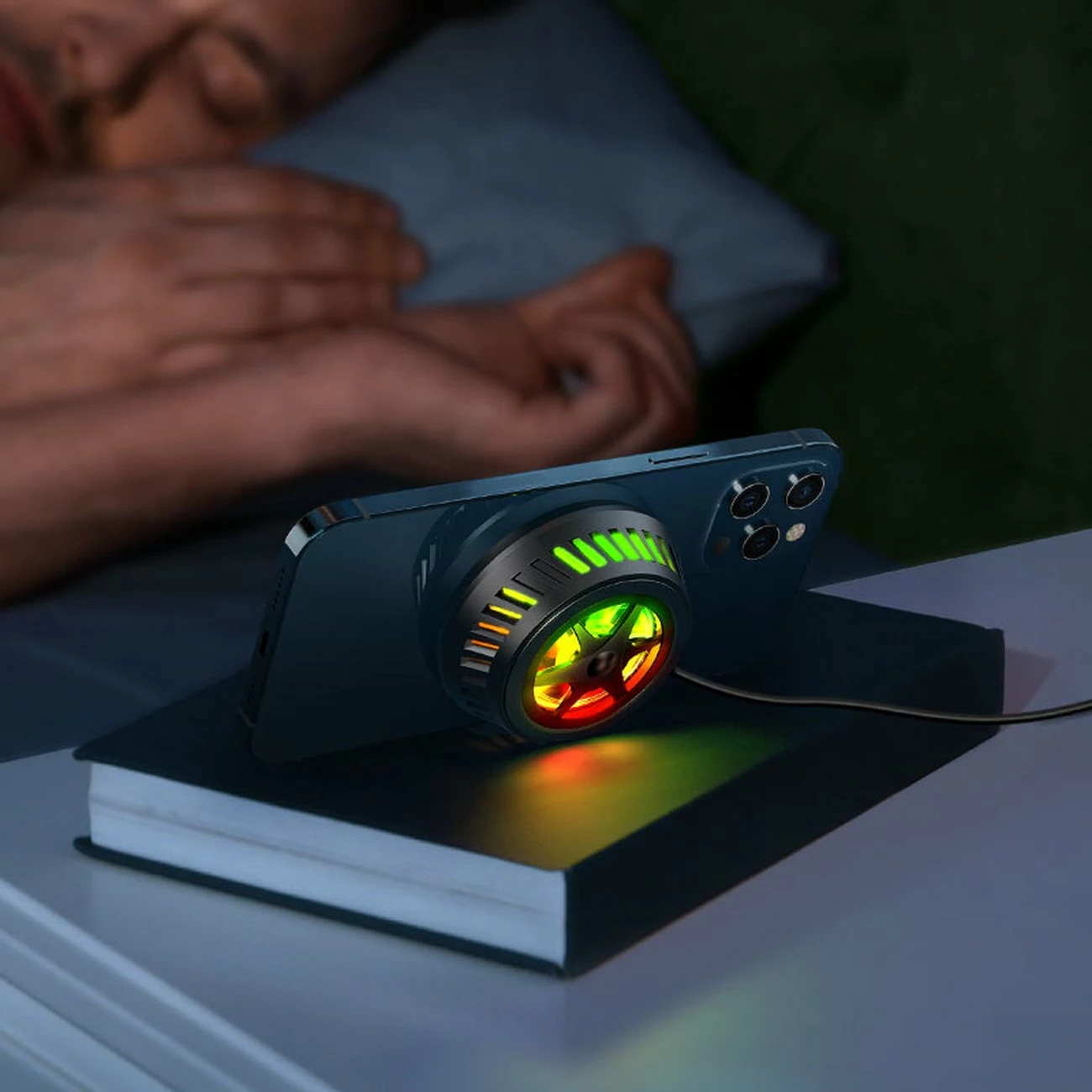 Karikues wireless Acefast E2 me sistem ftohjeje, Gri e errët