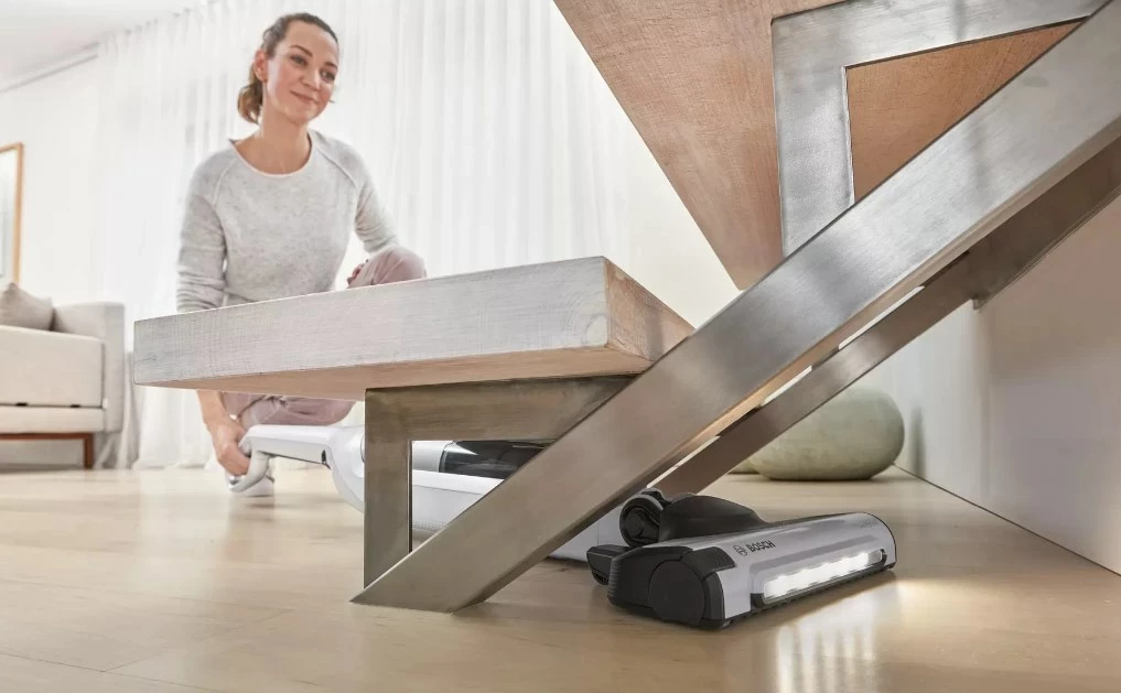 Fshesë elektrike Bosch Serie 4 BCH3P2301, pa qese, 0.4 L, e bardhë