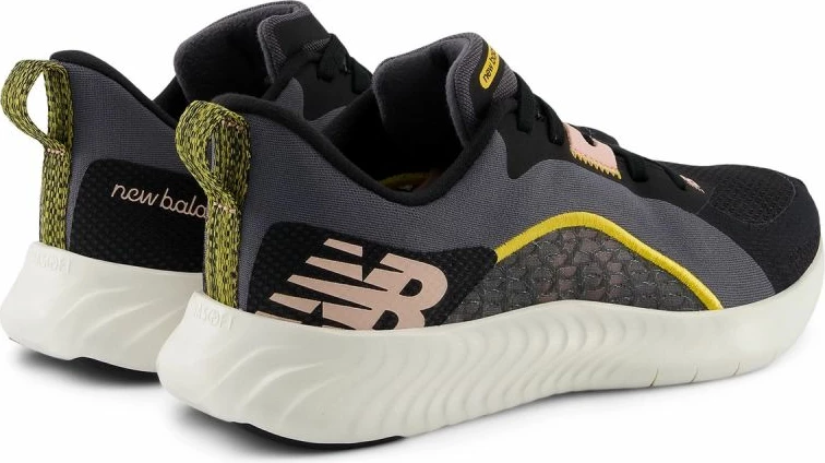 Atlete për femra New Balance, të zeza