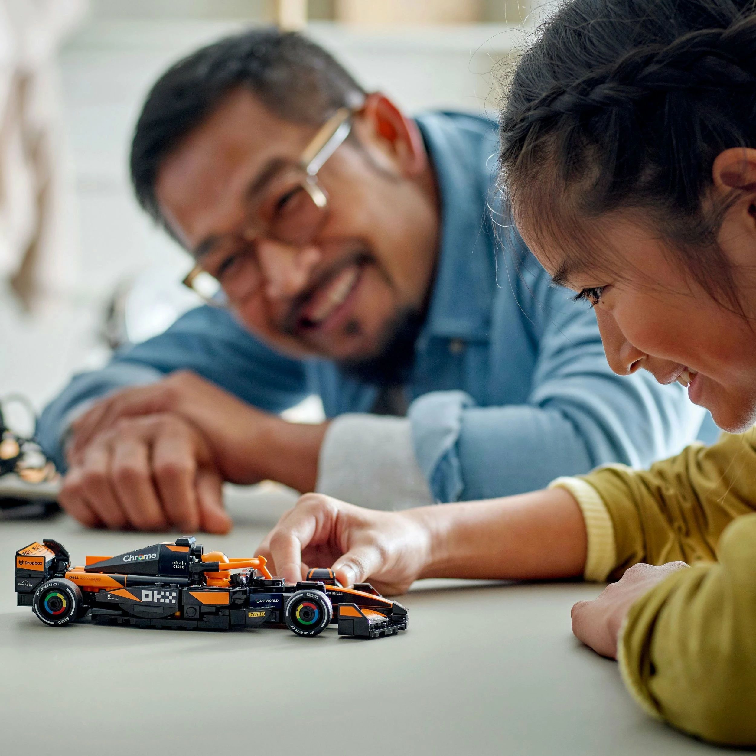 Set LEGO Speed Champions McLaren F1 Car MCL38 77251, 269 pjesë