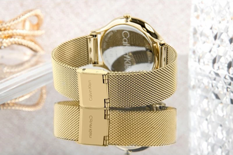 Orë dore për femra Calvin Klein, ari