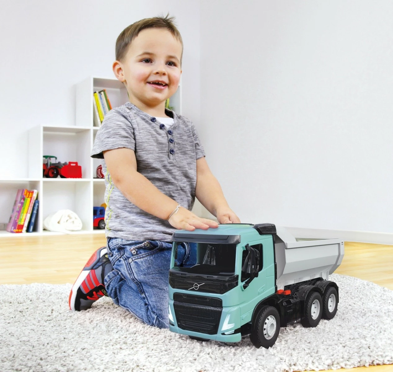 Kamion lodër Lena Worxx Volvo FMX, plastikë, 45 cm, zi/gri/mint, në kuti