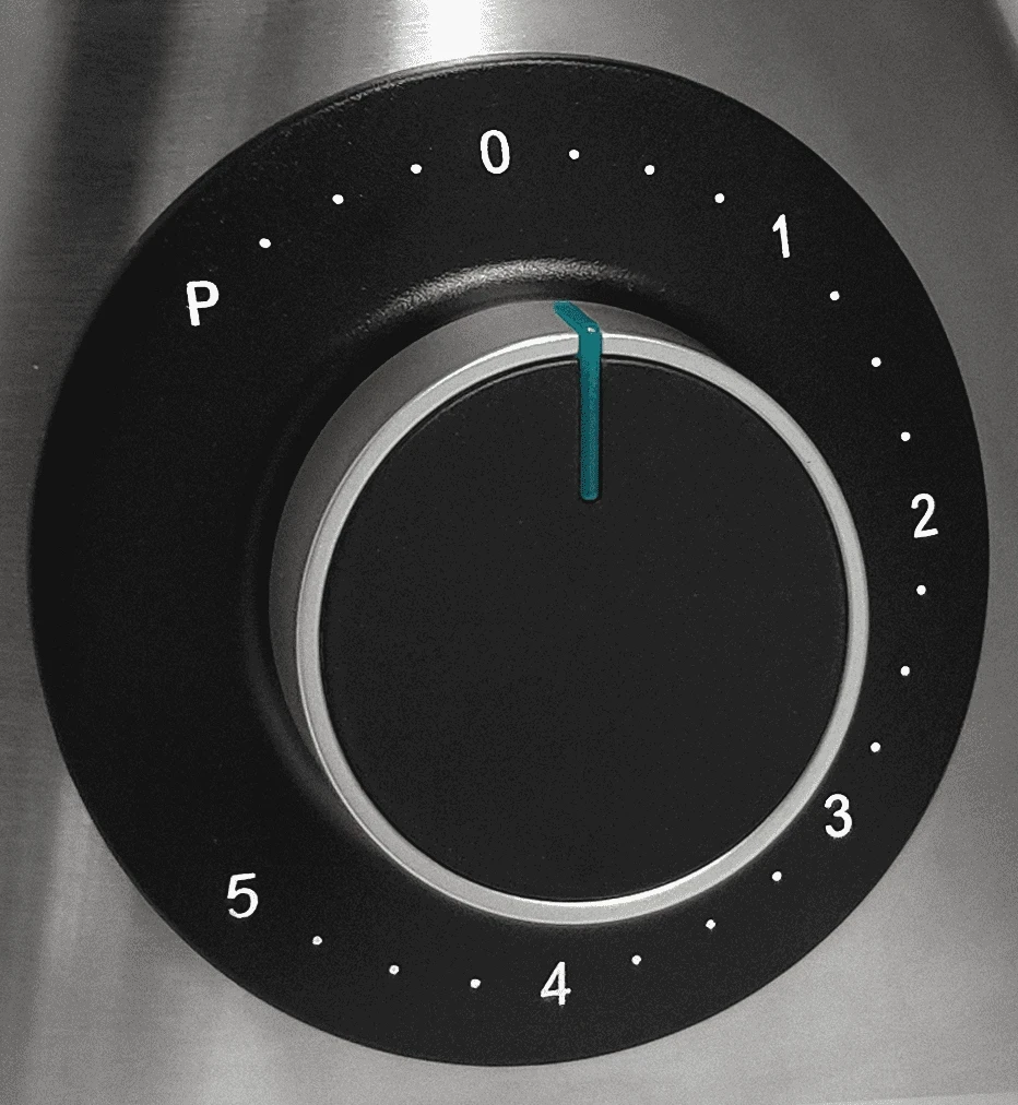 Blenderi i tryezës Blaupunkt TBG601, ngjyrë e zezë