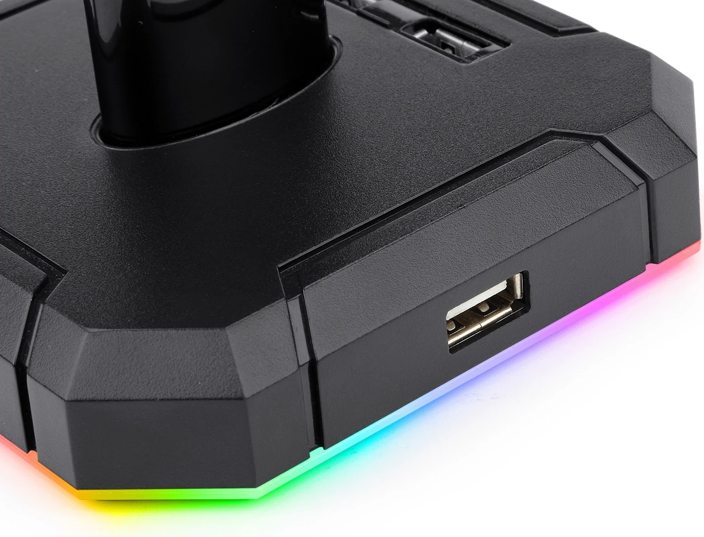 Mbajtëse Kufjesh Redragon Scepter Pro HA300, me dritë RGB dhe portat USB