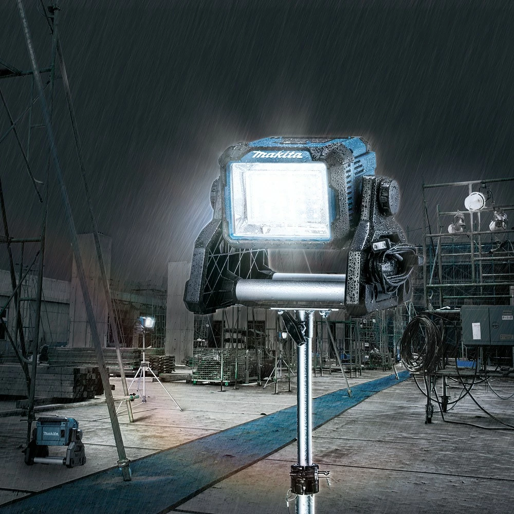 Llambë pune Makita DML811, 31.5W, 6000mAh, LED, e zezë/blu