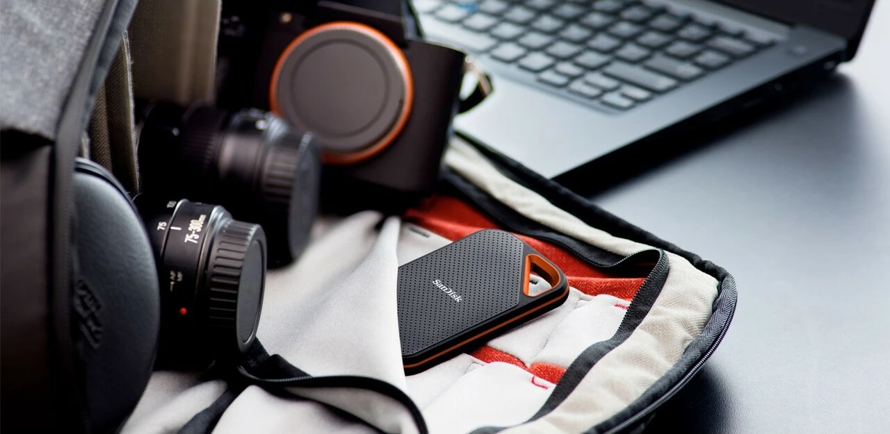 SSD portabël SanDisk Extreme PRO, 1 TB, USB Type-C, 3.2 Gen 2, 2000 MB/s, Mbrojtje me fjalëkalim, E zezë