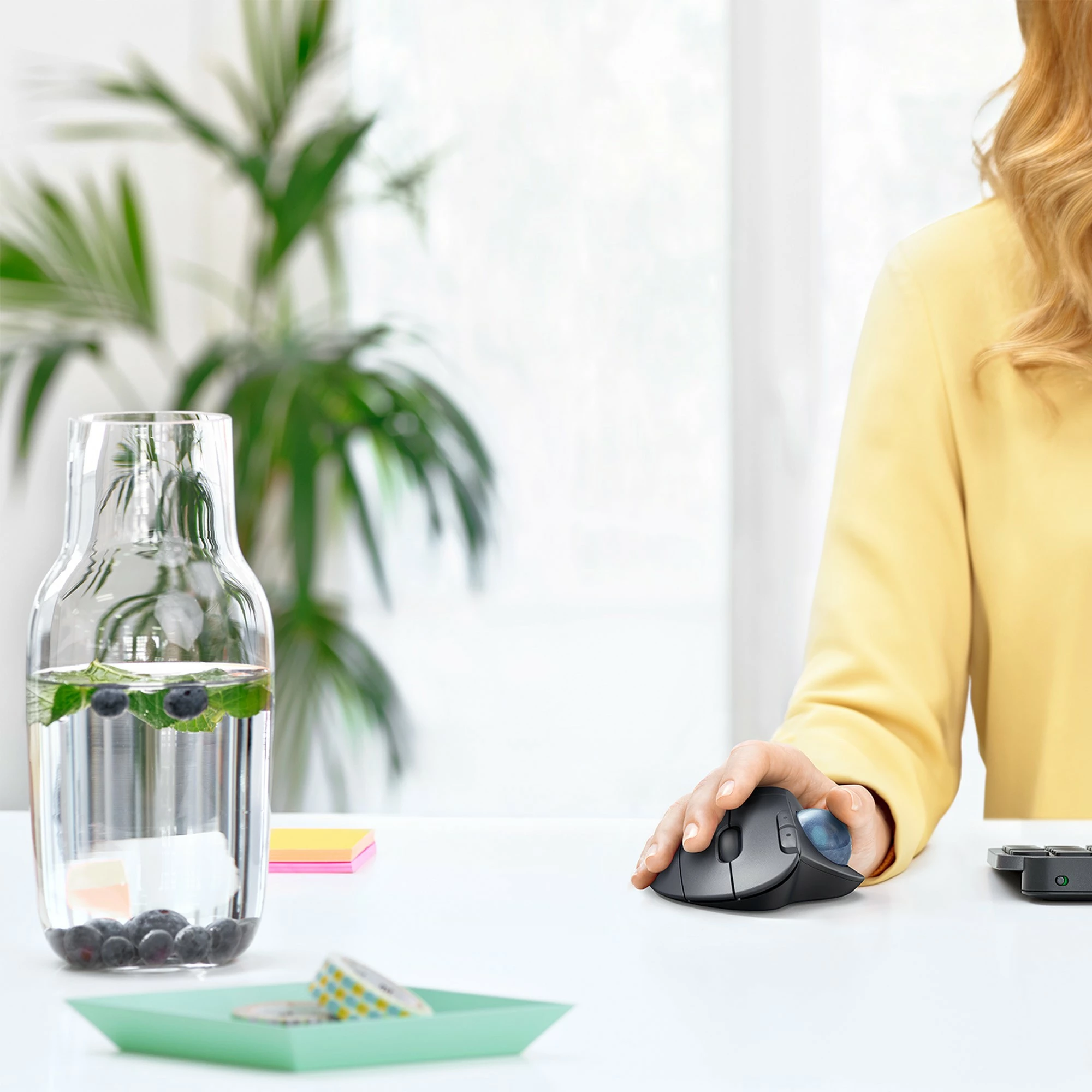 Maus Logitech ERGO M575 Wireless Trackball, 2000 DPI, Grafit