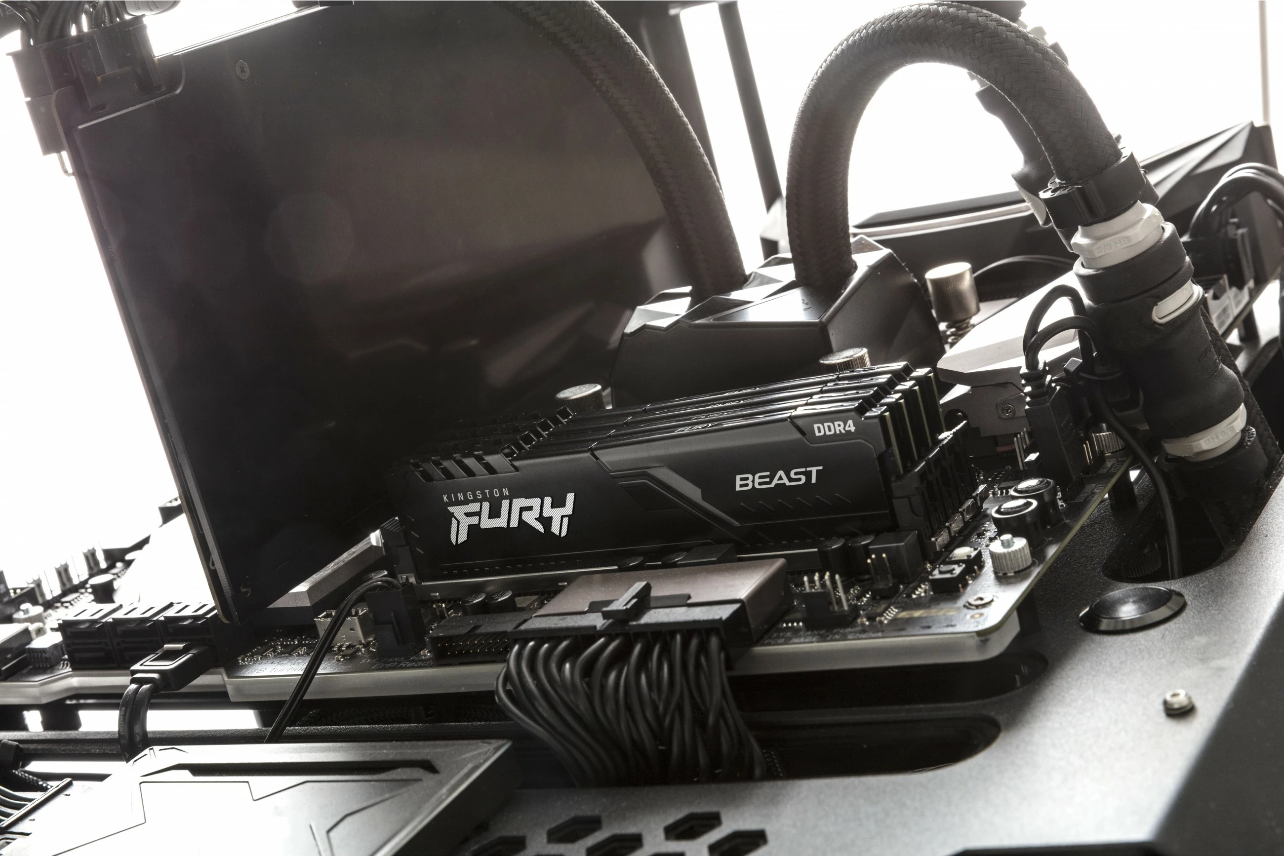 RAM Memorje Kingston FURY 16GB 3200MT/s DDR4 CL16 DIMM (Kit of 2) Beast Black