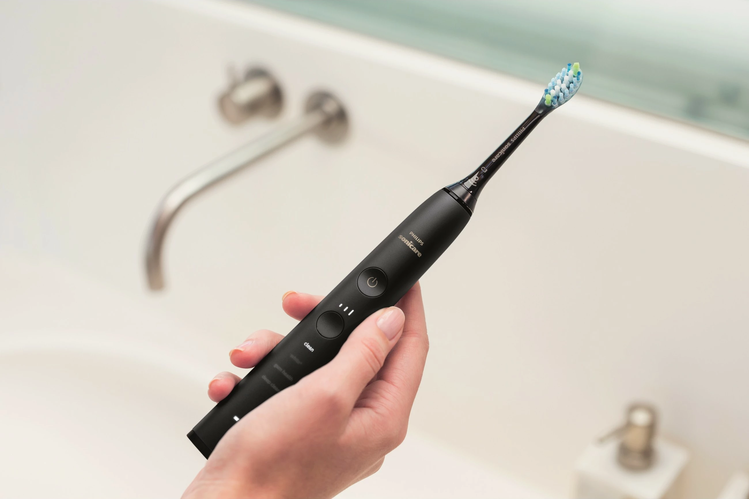 Furçë dhëmbësh elektrike Philips DiamondClean Smart HX9917/89, e zezë
