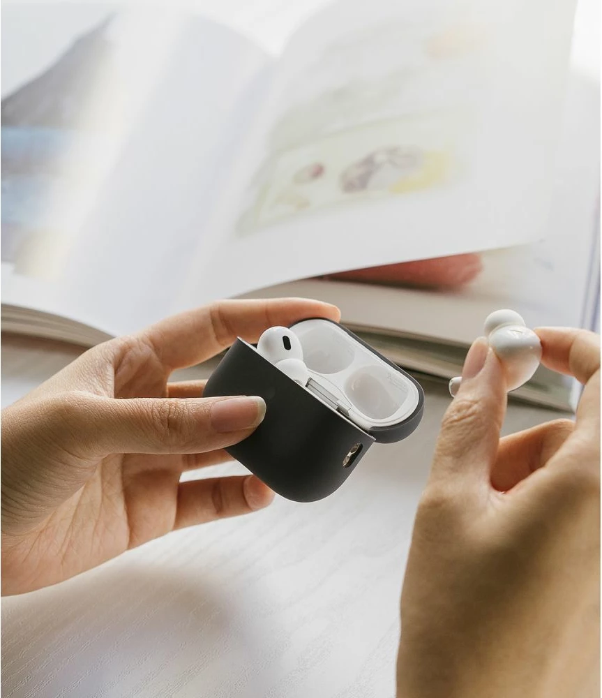 Mbështjellës Ringke për AirPods Pro/Pro 2, Silikon, Blu e errët, me karabinë