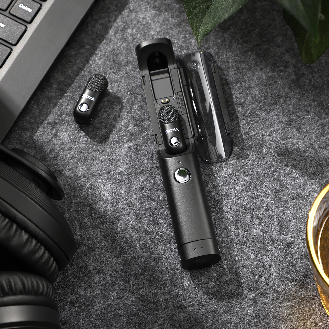 Mikrofon pa kabllo BOYA Magic-02 2.4GHz USB-C, set 2x transmitter + receivera + kuti karikimi, i zi