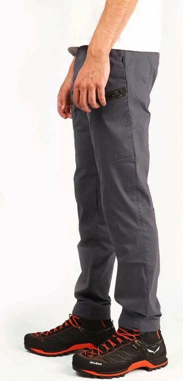 Pantallona Salewa për meshkuj, ngjyrë e zezë