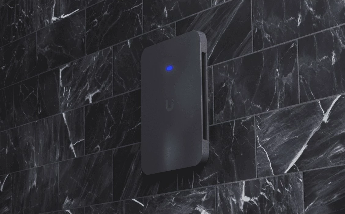 Mbajtës WLAN Ubiquiti UACC-U7-Pro-Wall-FM, U7-Pro-Wall, e bardhë