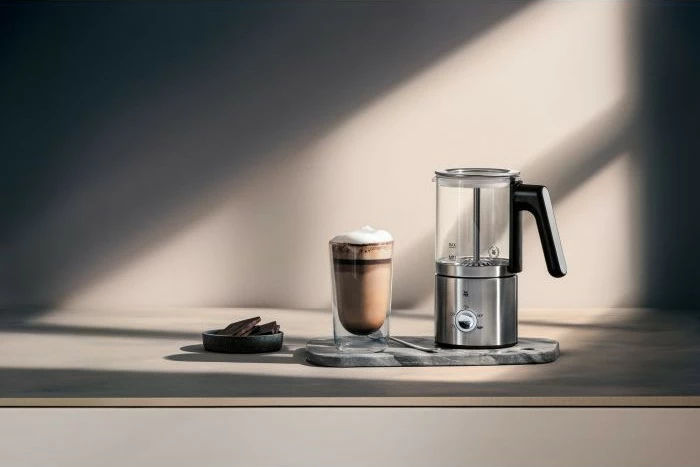 Makineri për shkumë qumështi WMF LONO, induksion, inox