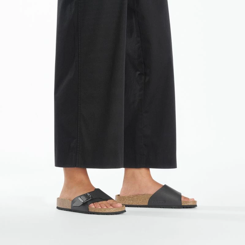 Papuqe për femra Birkenstock, të zeza