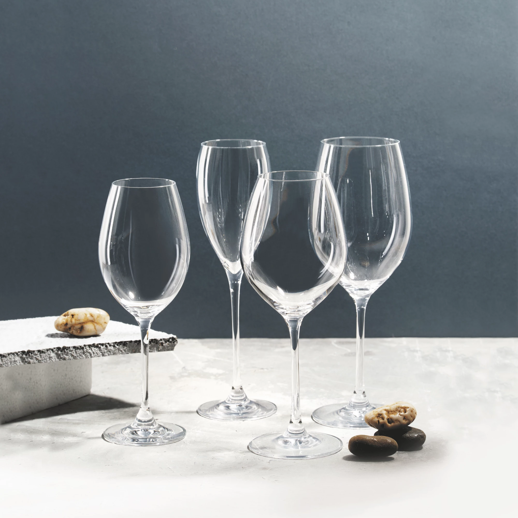 Gotë vere RONA Le Vin Syrah/Pinot Noir 510ml, set 6 copë, transparente