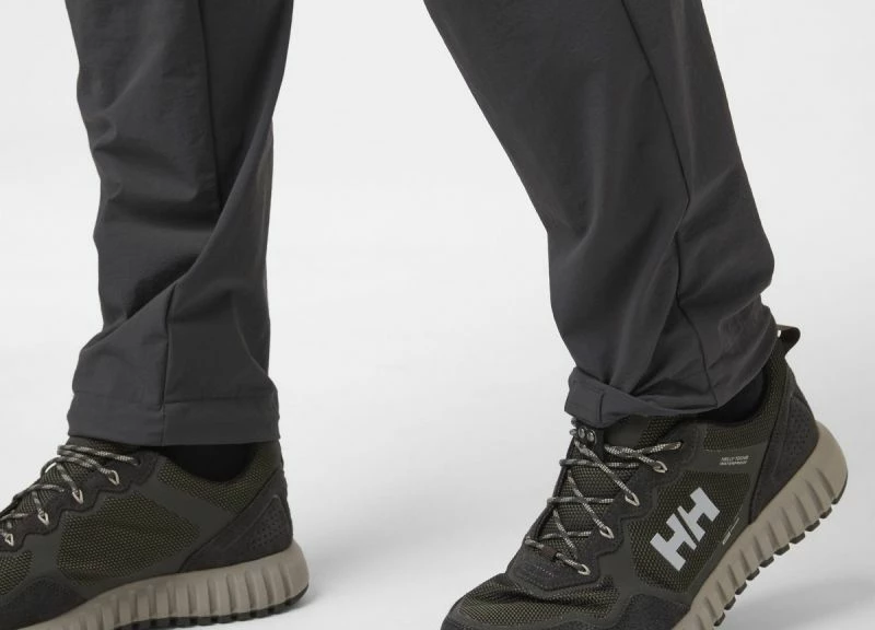 Pantallona Helly Hansen për meshkuj, të zeza