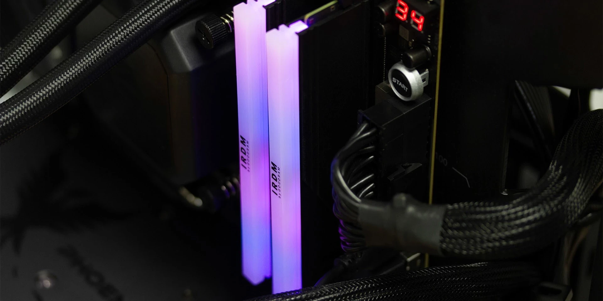 RAM Memorje Goodram IRDM RGB DDR5, 64 GB 6000 MHz