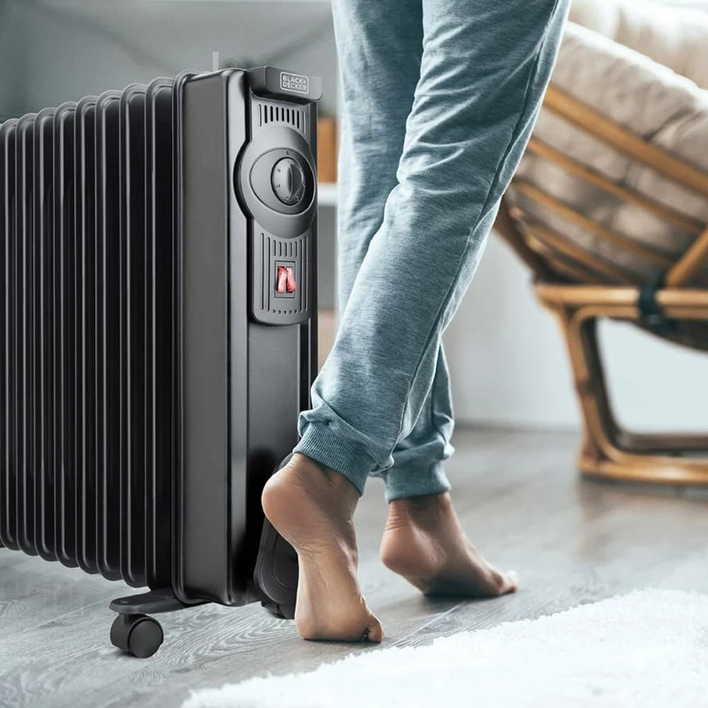 Radiator me vaj elektrik Black&Decker BXRA1500E 1500W, termostat i rregullueshëm, 9 elemente, 43.5 x 23 x 54 cm, i zi