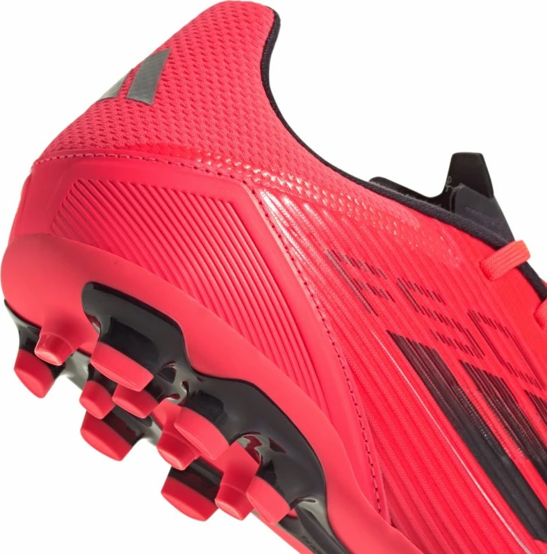 Atlete futbolli adidas për meshkuj dhe fëmijë, të kuqe dhe portokalli
