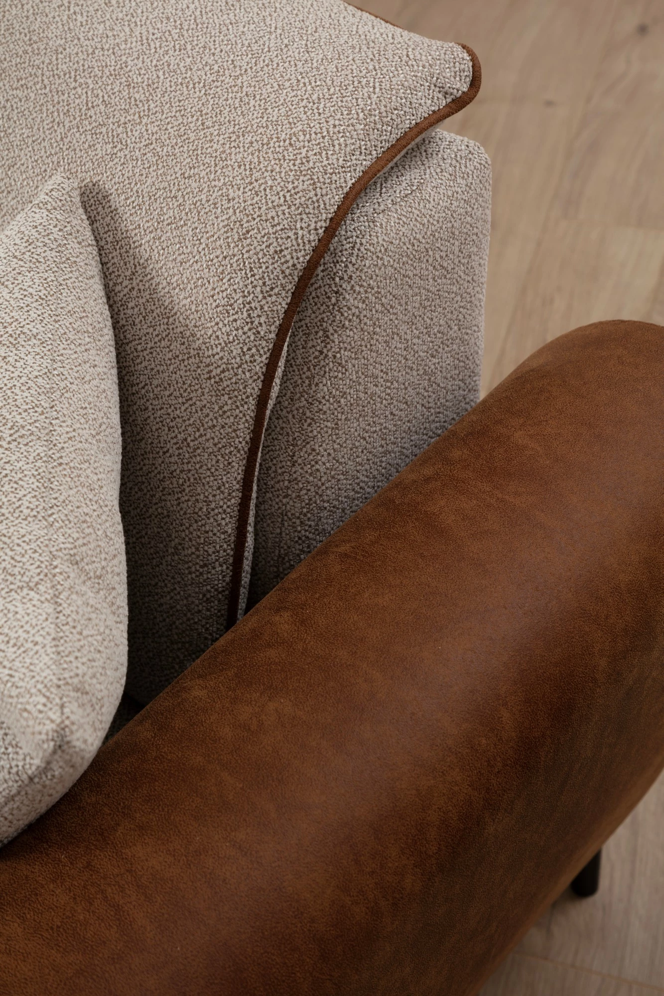Karrige një vendëshe Atelier del Sofa, bezhë-kanelë