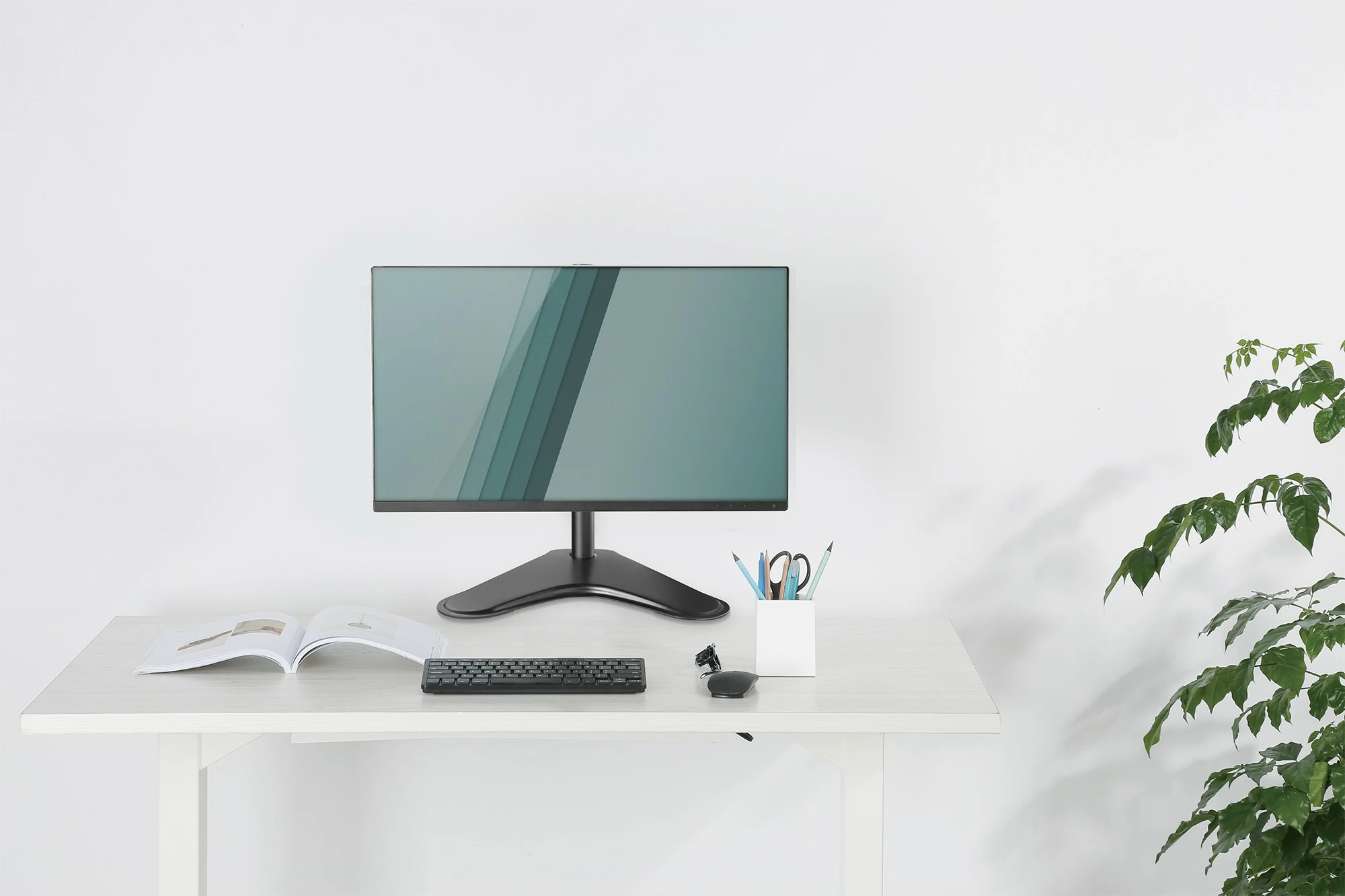 Mbajtës monitori Matrox Universal, 17-32 inç, rregullim lartësie, VESA 100x100, i zi