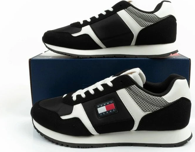 Atlete meshkuj Tommy Hilfiger TJM Runner Casual, të zeza [Madhësia: 41]