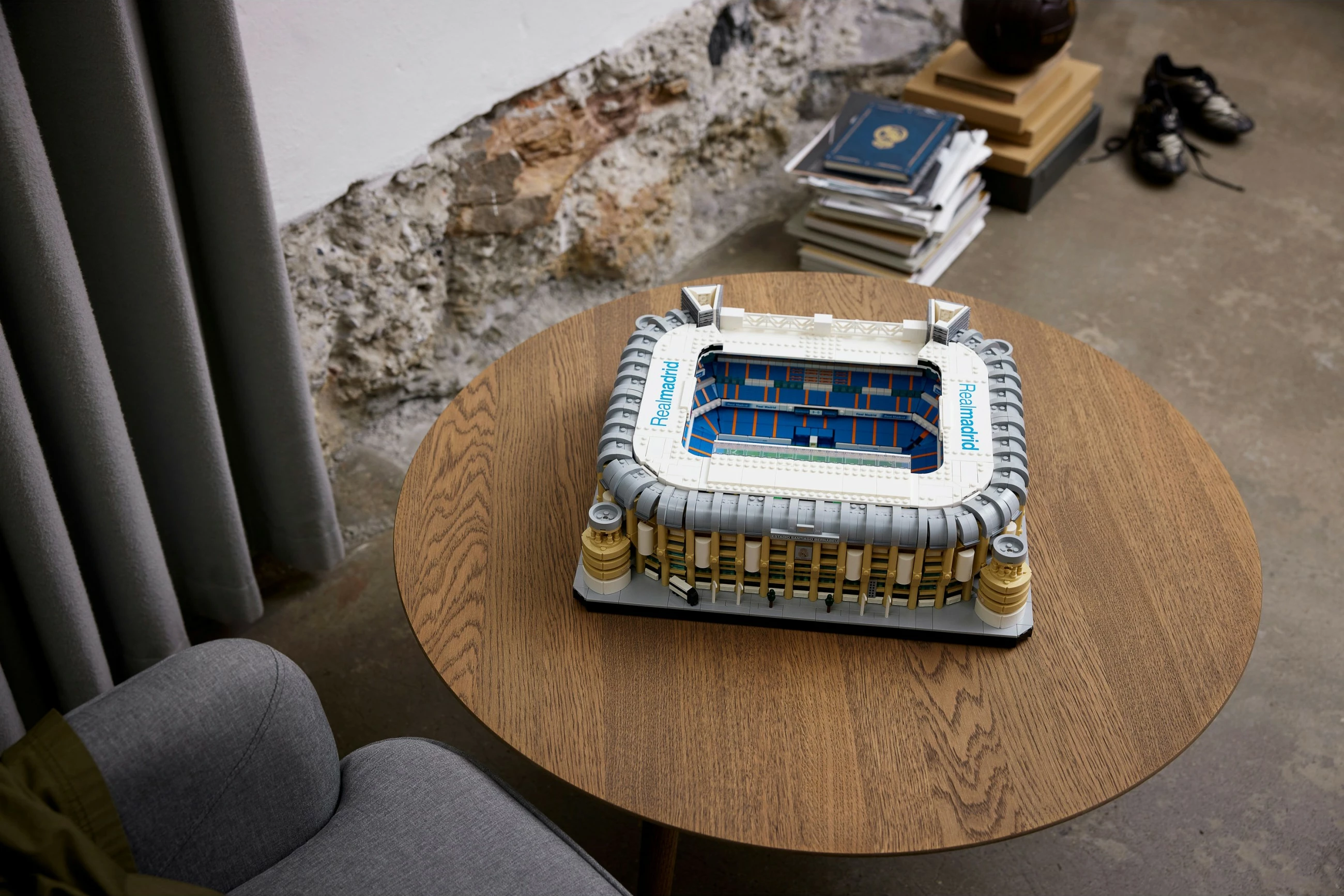Set ndërtimi LEGO Creator Expert Real Madrid – Santiago Bernabéu Stadium, 5876 copë, plastikë