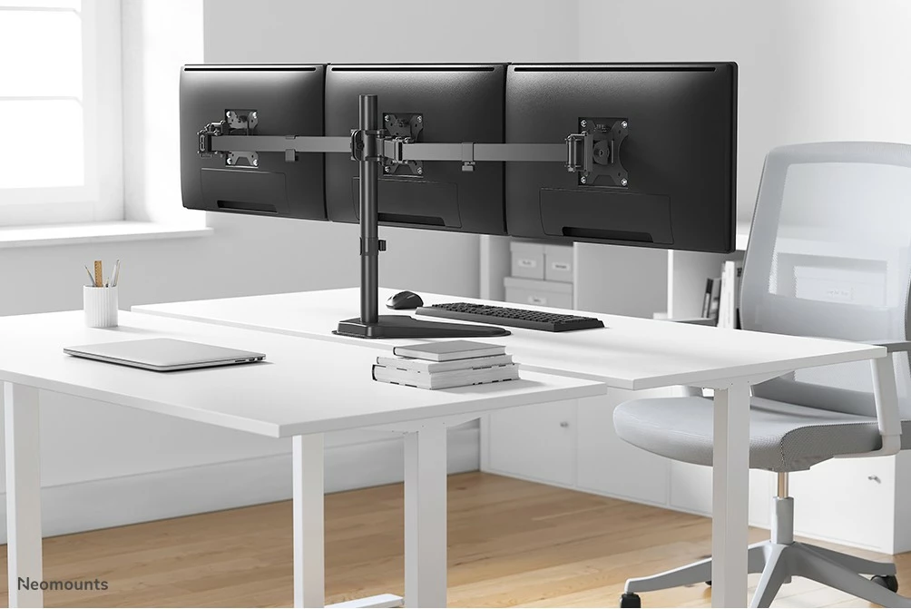 Mbajtës monitori Neomounts FPMA-D550DD3BLACK, për 3 ekrane, 13-27", rregullim lartësie, i zi