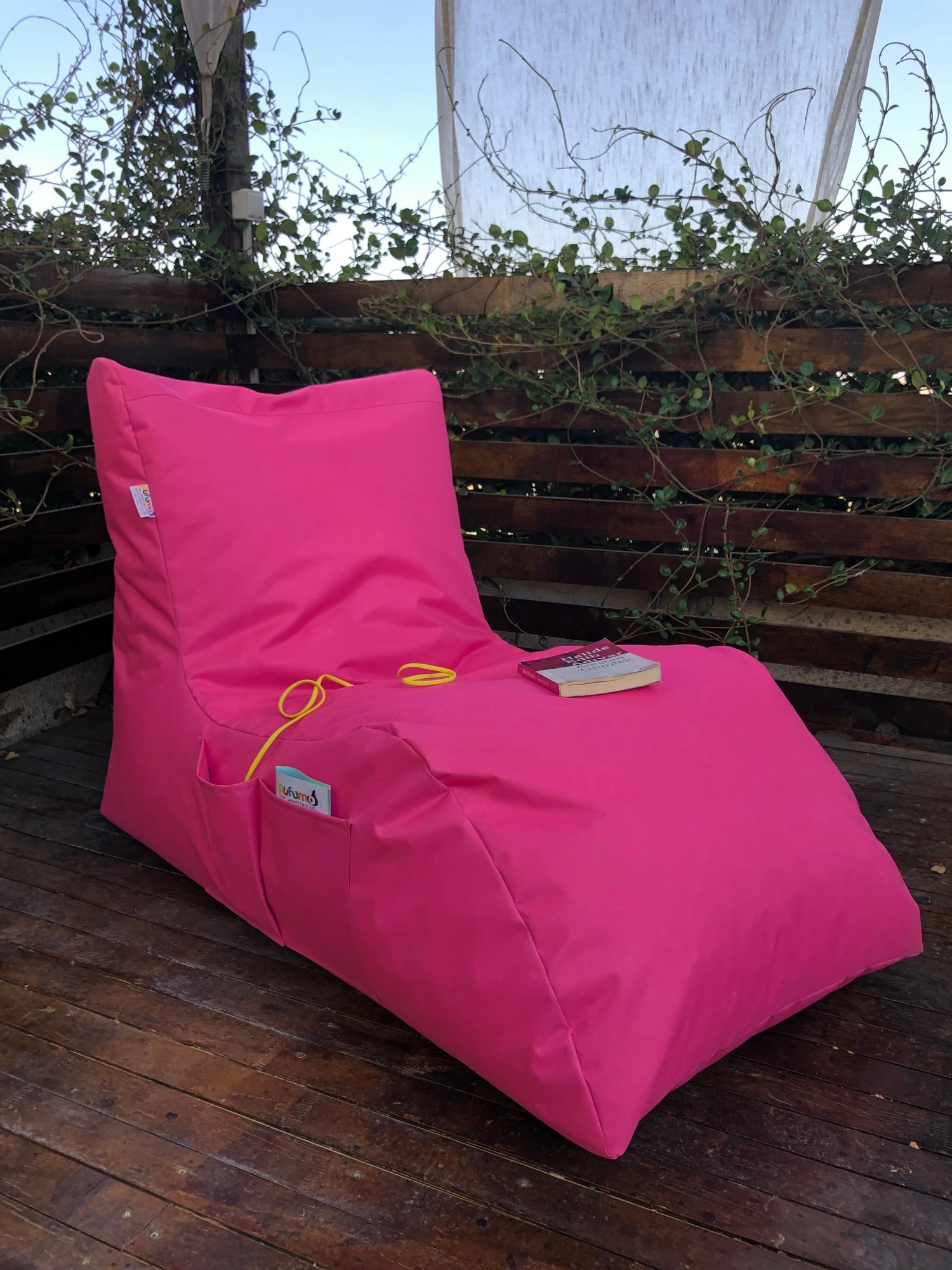 Qese ulëse (bean bag) rozë, Atelier del Sofa, daybed