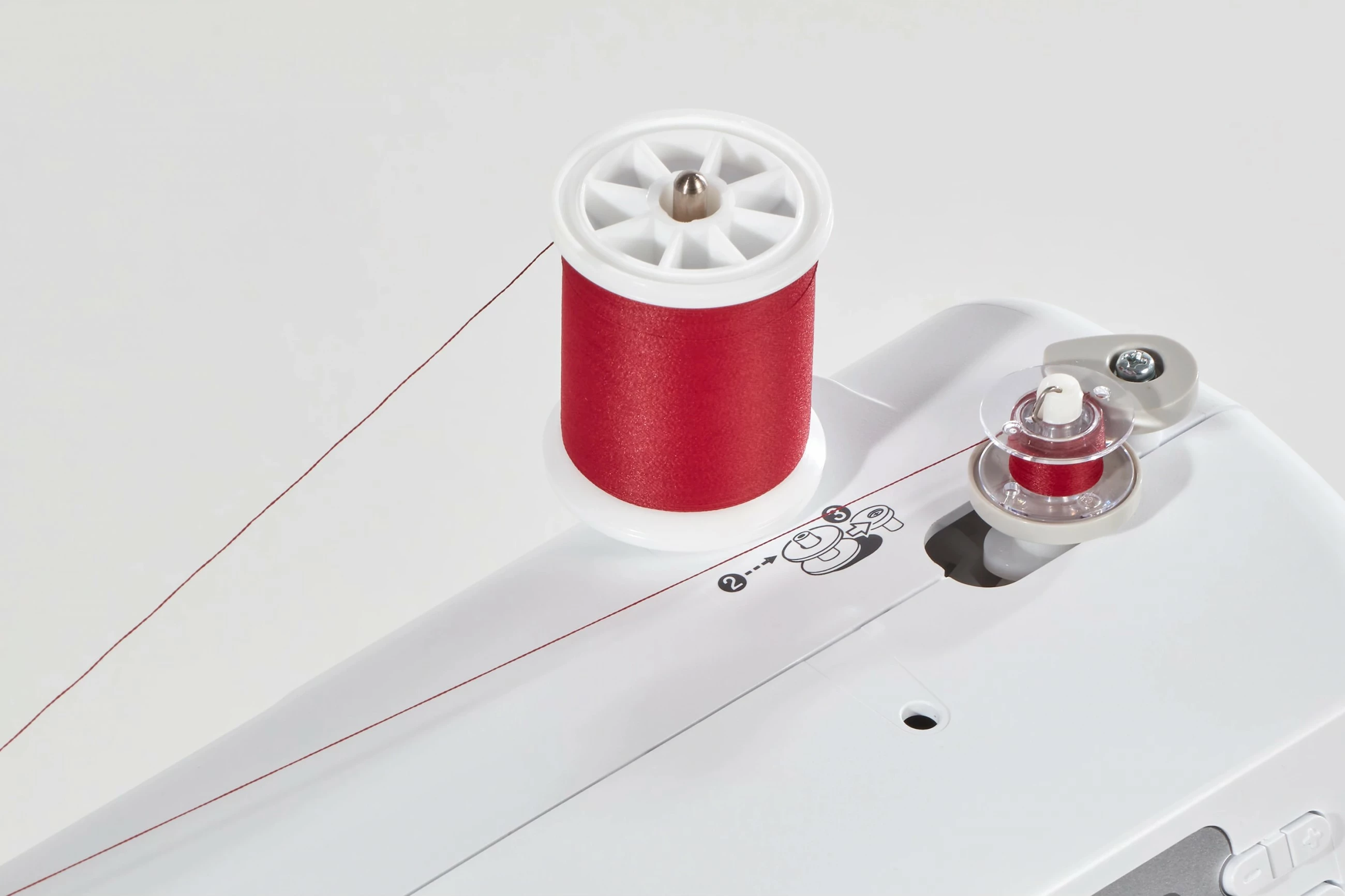 Makine qepëse Brother CS10s elektronike e bardhë