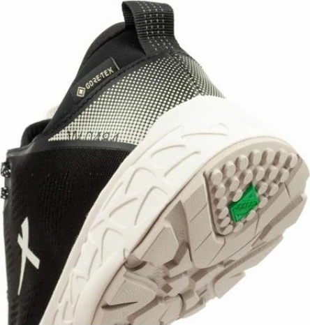 Atlete femra Tamaris, të zeza