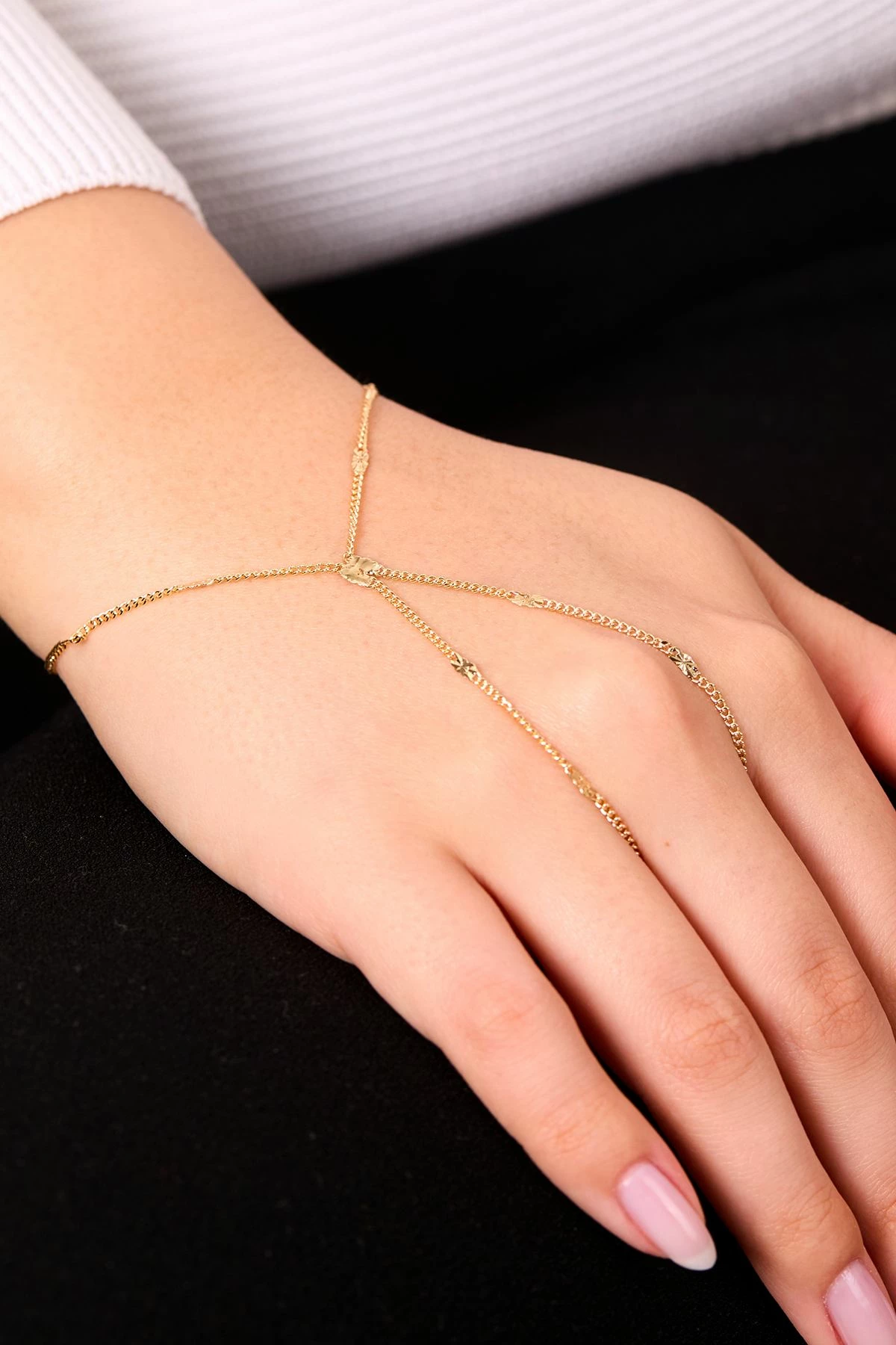 Zinxhir metali Elika, CSHM9959A