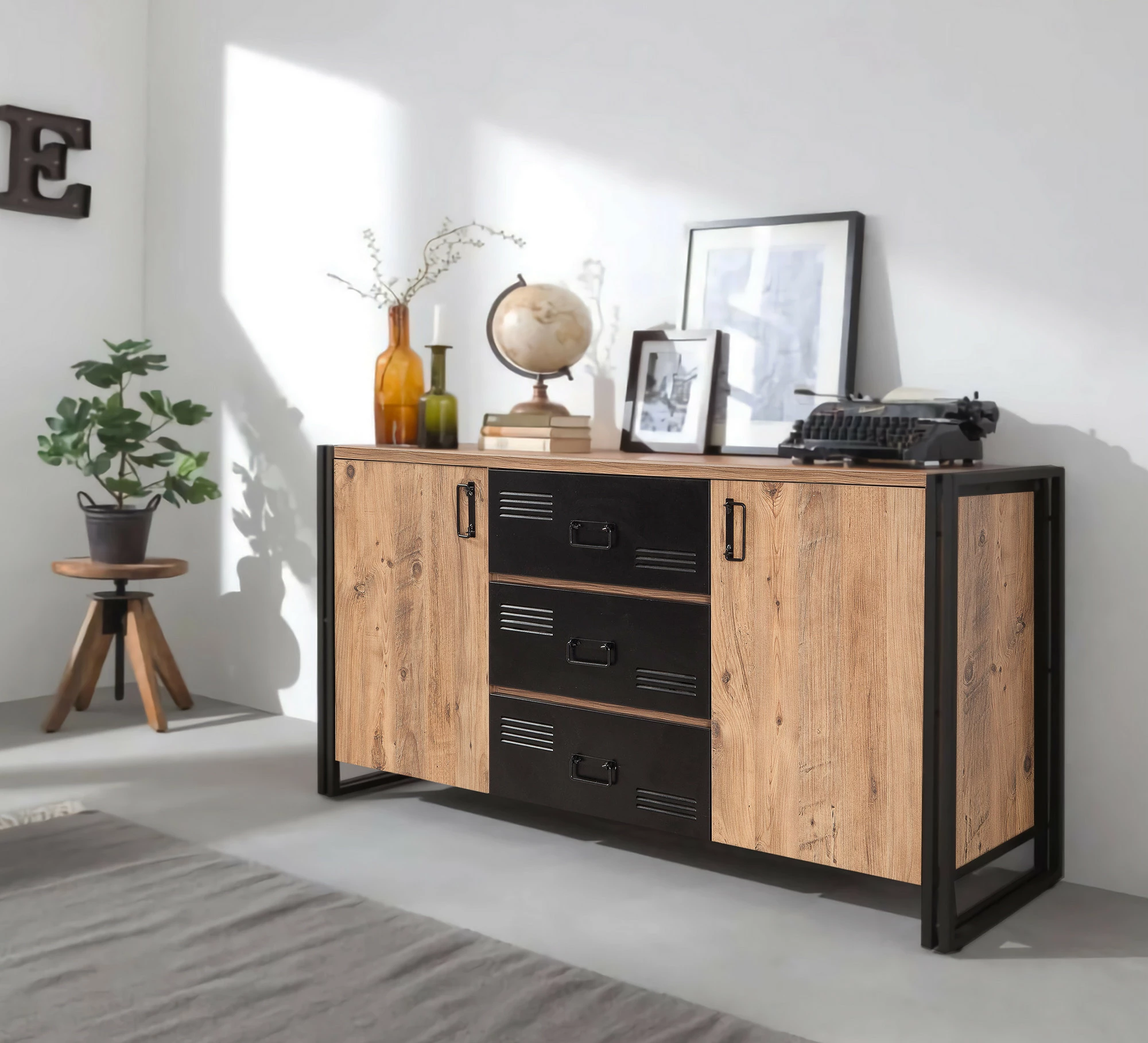 Konsol industrial Skye Decor, ngjyrë Atlantic Pine dhe e zezë, Cosmo Rio