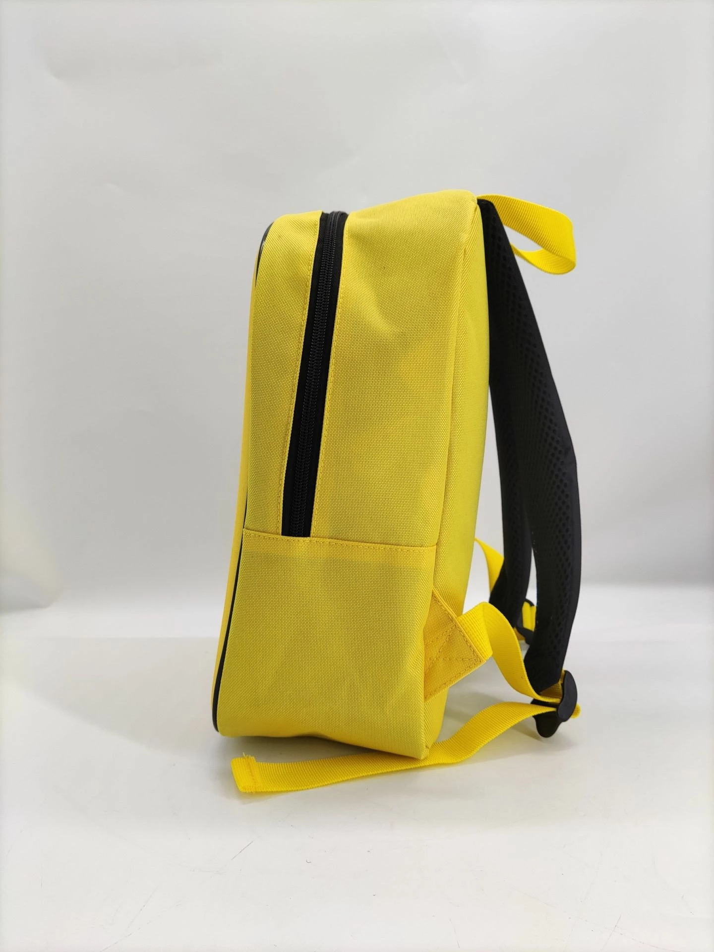 Çantë shpine junior La Plume Dorée Pokemon Pikachu EVA 3D 32 cm, e verdhë