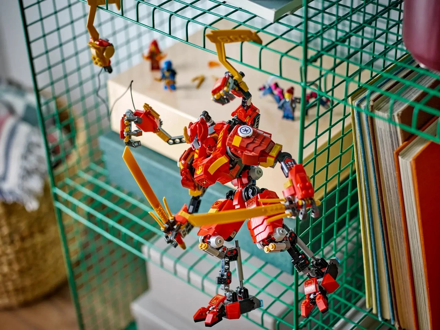 Set LEGO NINJAGO 71812 Kai's Ninja Climber Mech, për fëmijë 9+ vjeç, Kuq
