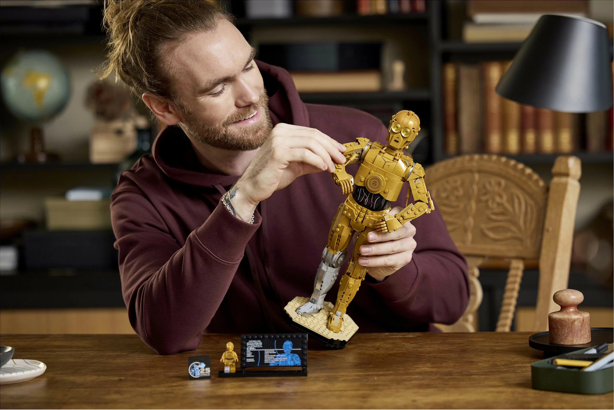 Set ndërtimi LEGO Star Wars C-3PO 75398, 1138 pjesë, multikolor