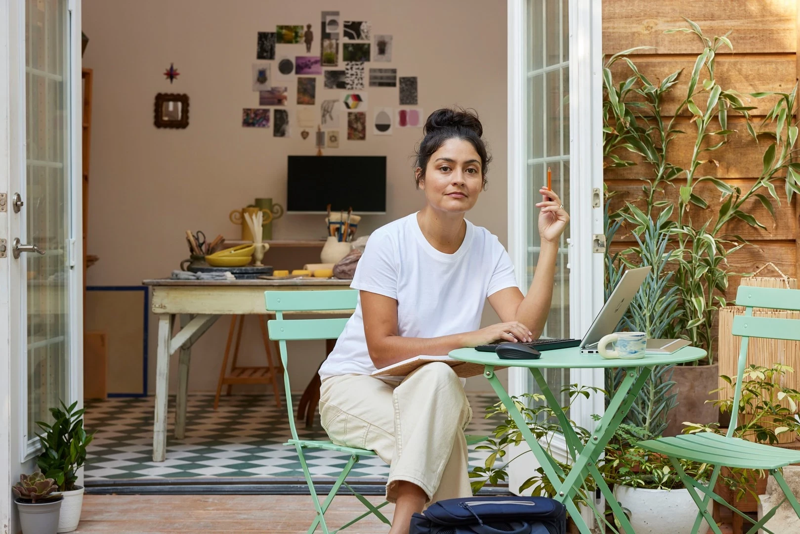 Tastierë HP 350 Compact Multi-Device Bluetooth, e bardhë