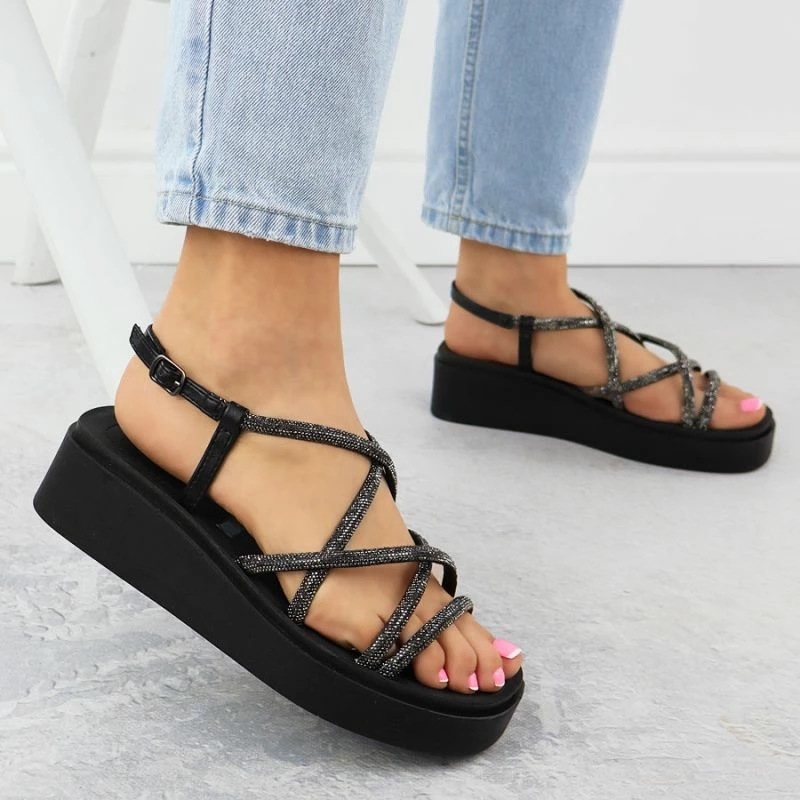 Sandale me platformë Filippo DS6898, të zeza, femra