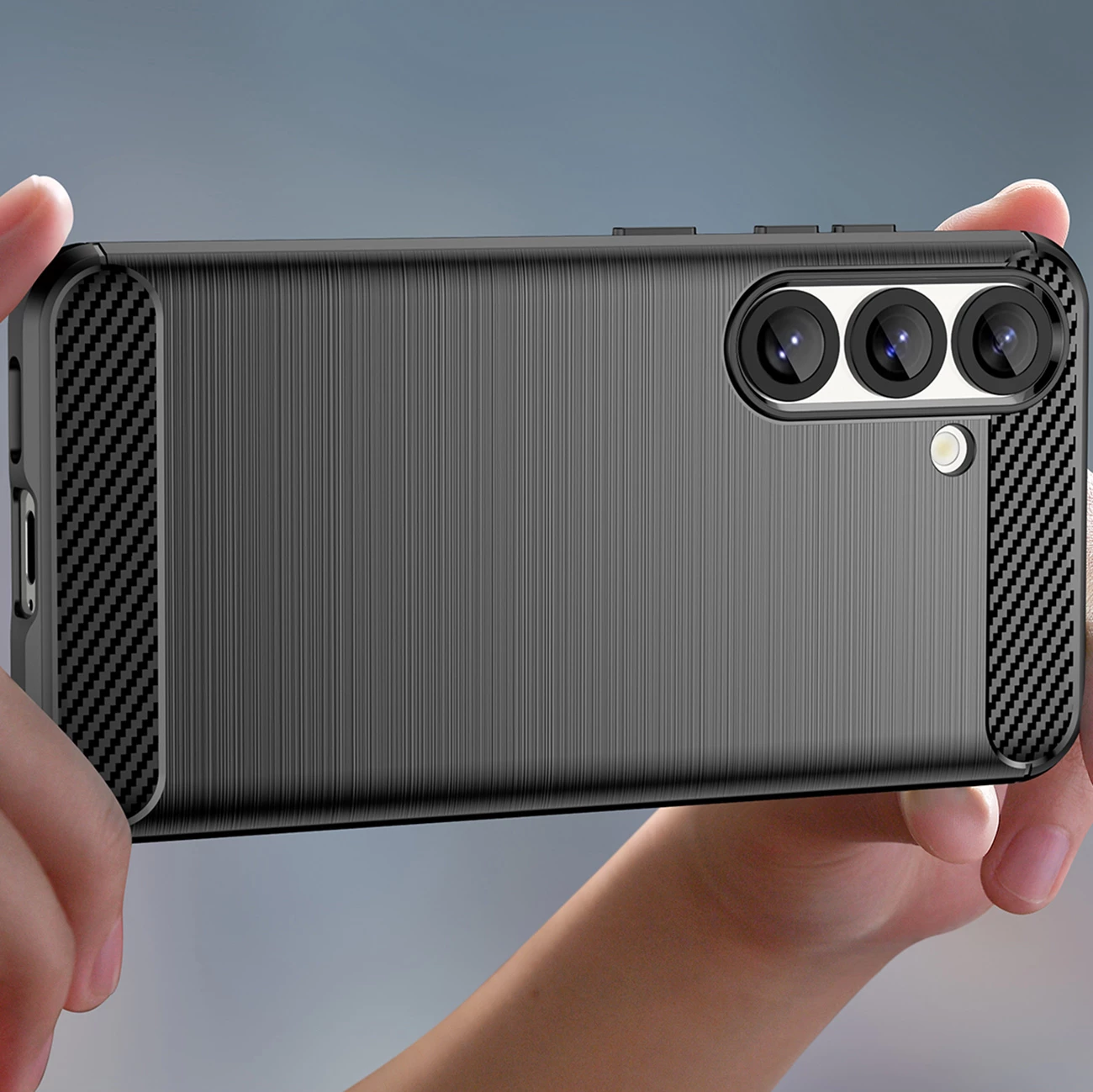 Mbështjellës Hurtel Carbon Case për Samsung Galaxy XCover 7 Pro, TPU, i zi