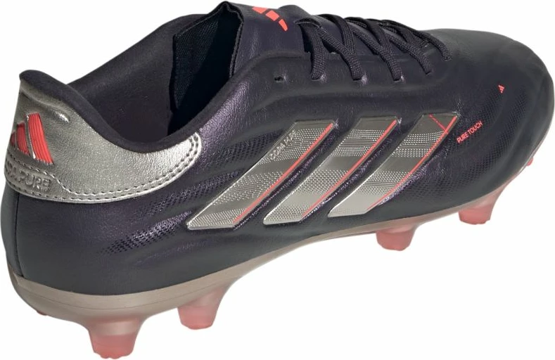 Atlete futbolli adidas për meshkuj, të zeza