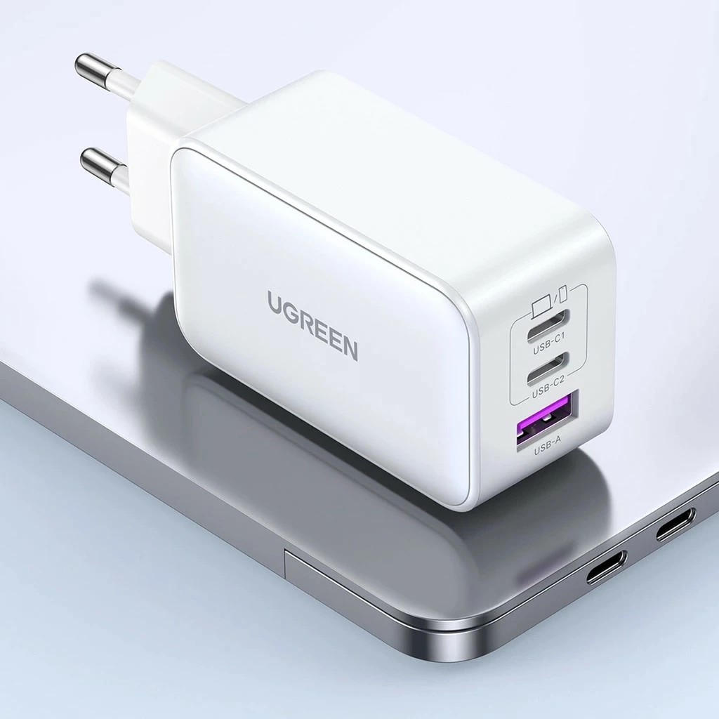 Karikues Ugreen Nexode 140W, 2x USB-C + 1x USB-A, Fast Charging, i bardhë