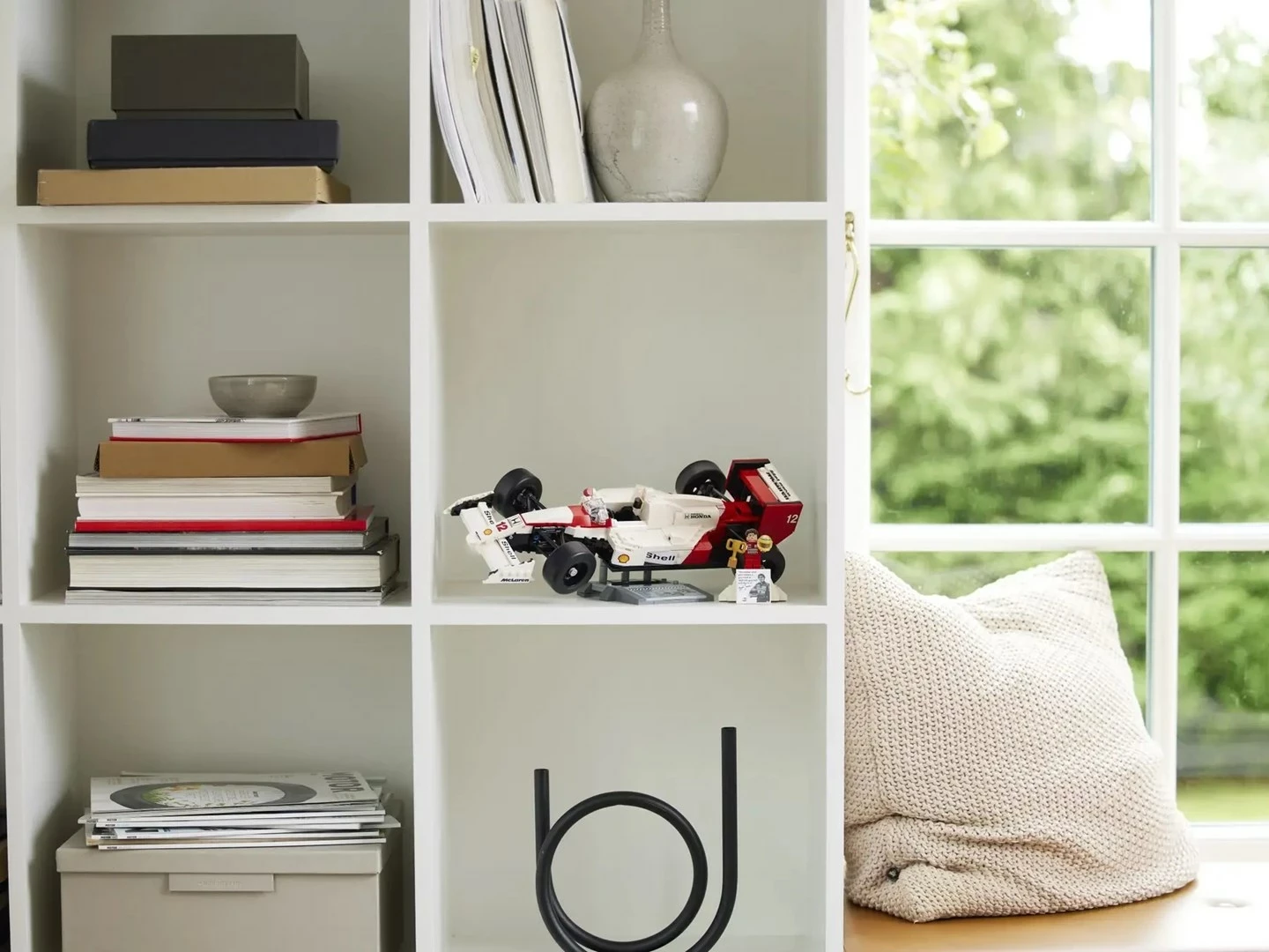 Set LEGO ICONS McLaren MP4/4 & Ayrton Senna