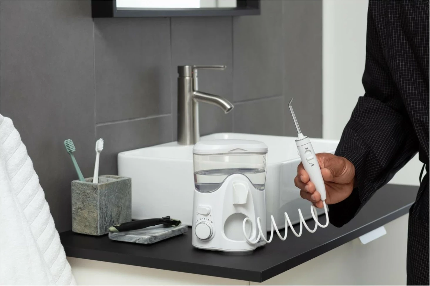 Irigator dhëmbësh Waterpik WF-150, 651ml, 6 koka, i bardhë