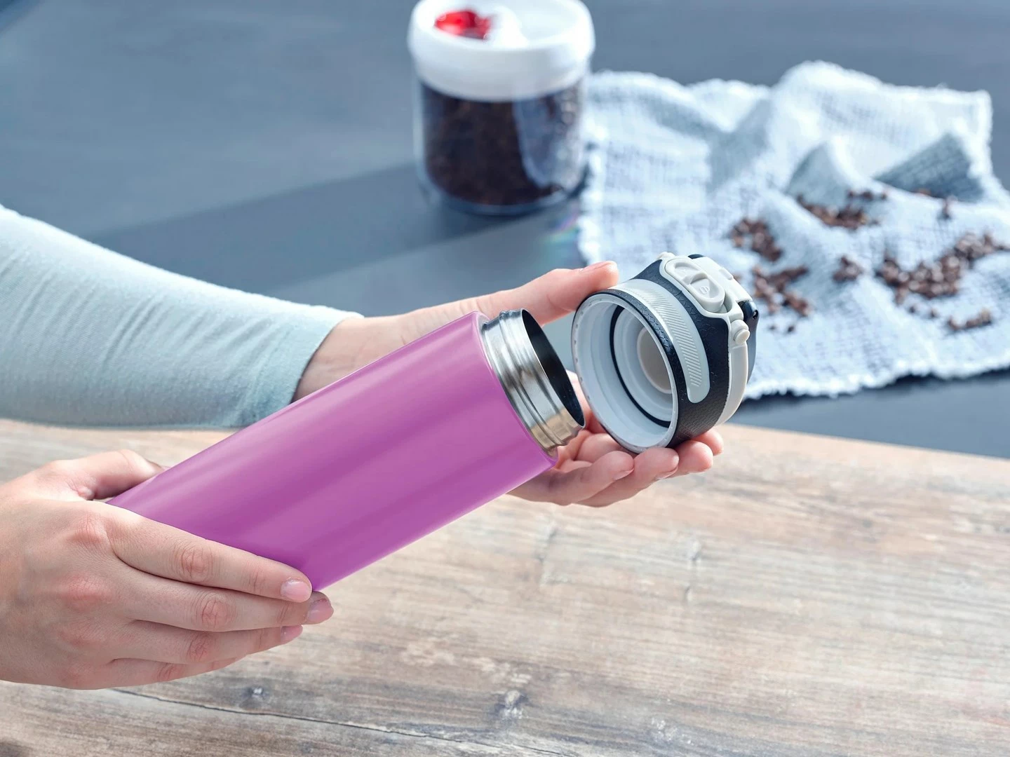 Gotë termike Leifheit Flip 600 ml, magenta