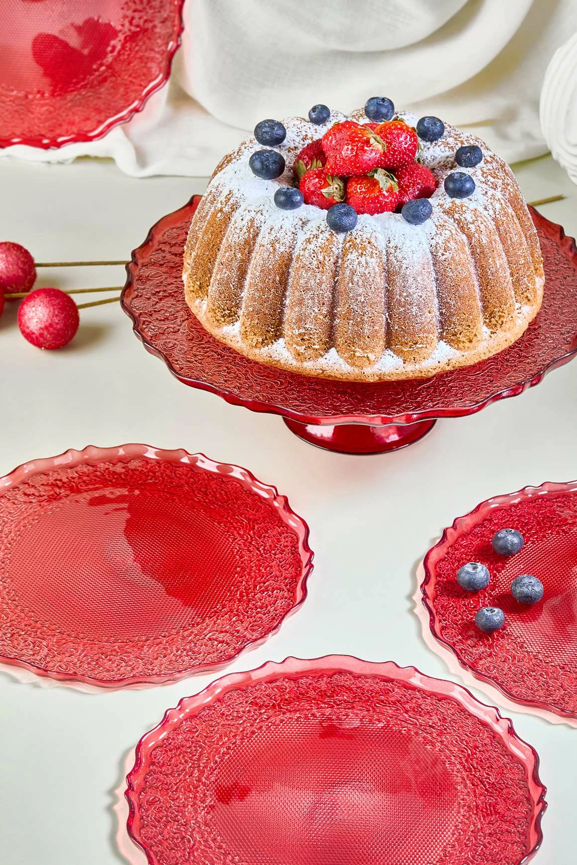 Set pjatash për ëmbëlsira (7 copë), Hermia Concept, Goblen7, e kuqe